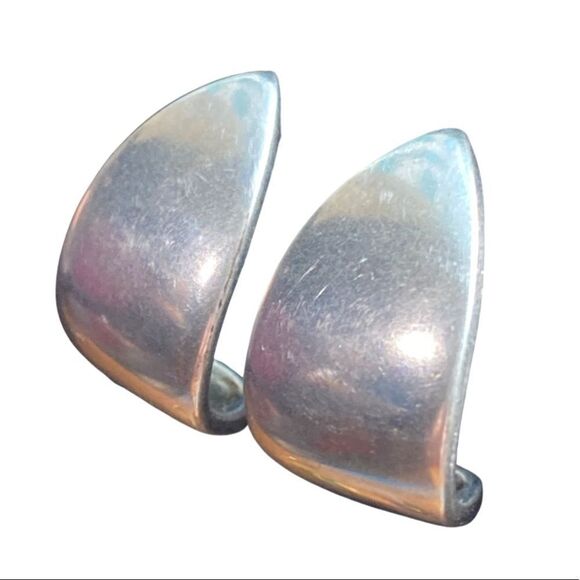 Sterling Silver Retro 1/2” Huggies Vintage Southwestern Earrings - Picture 1 of 6